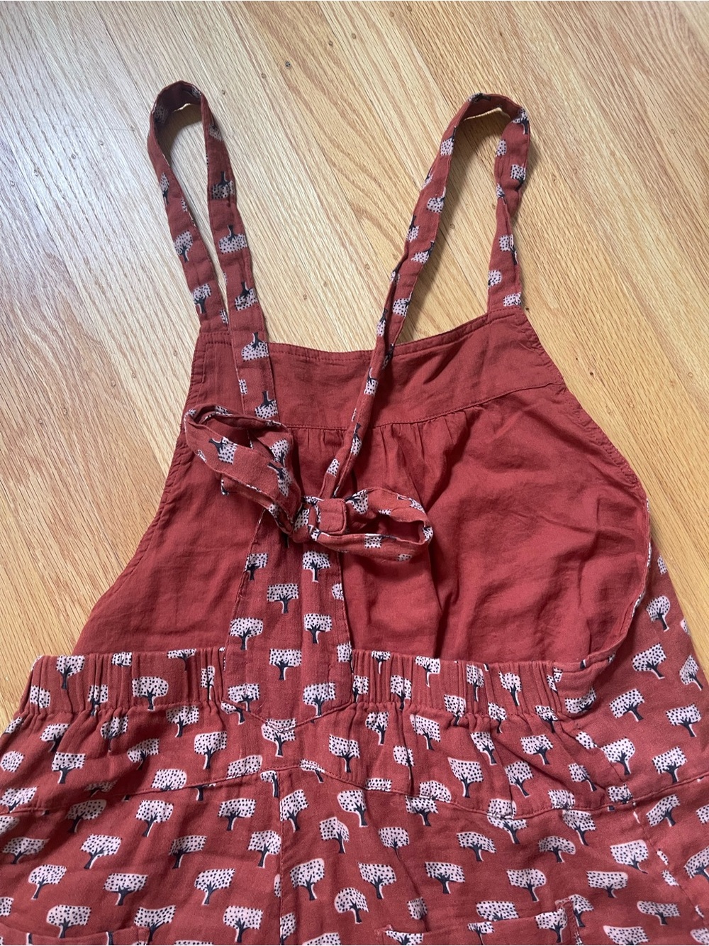 Adorable Natural Life Tie-back Rust Printed Overalls - Picture 3 of 4